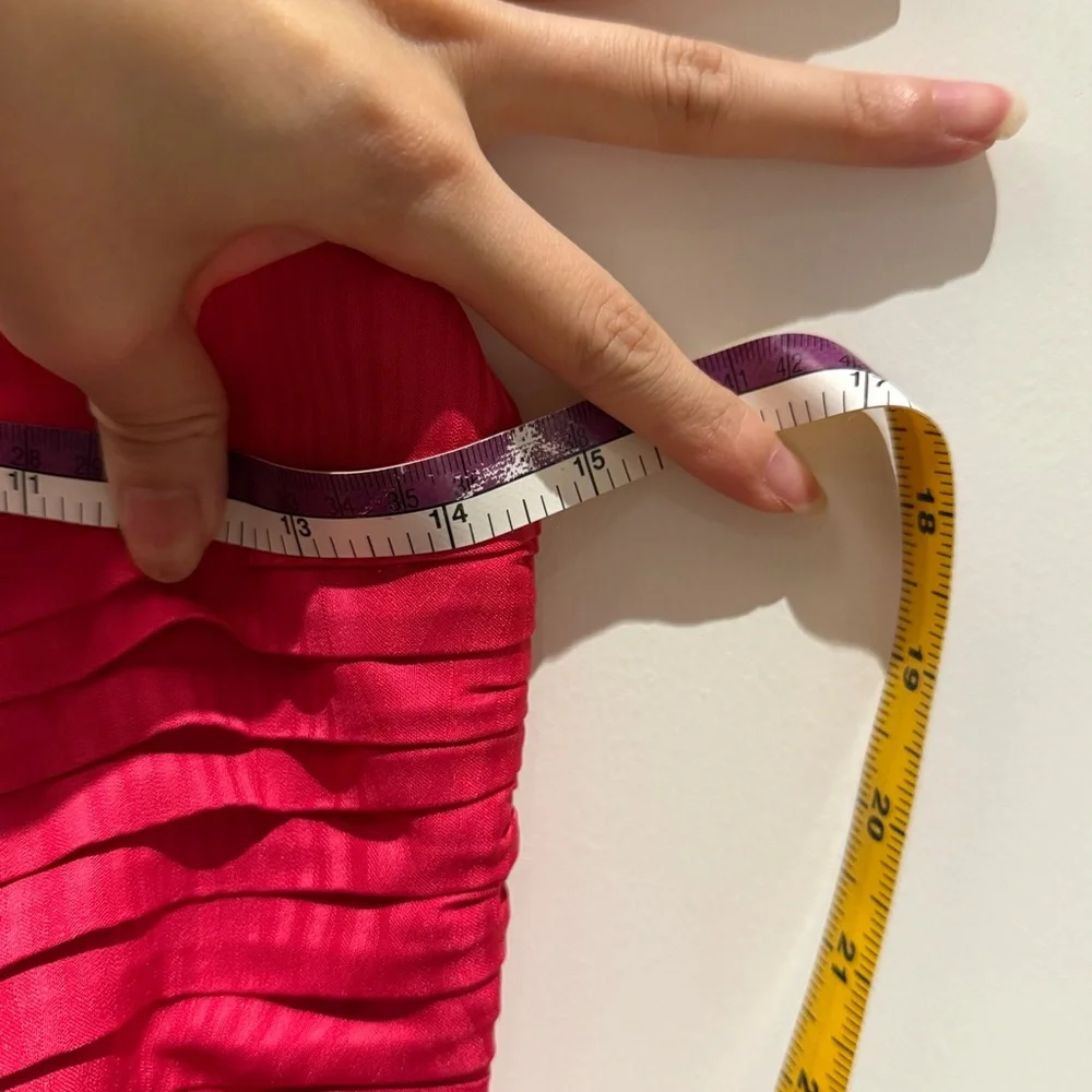 Rebecca Vallance Red dress - Picture 11 of 13